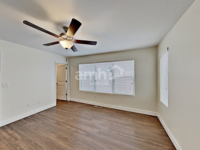 Building Photo - 4473 Crestone Peak St