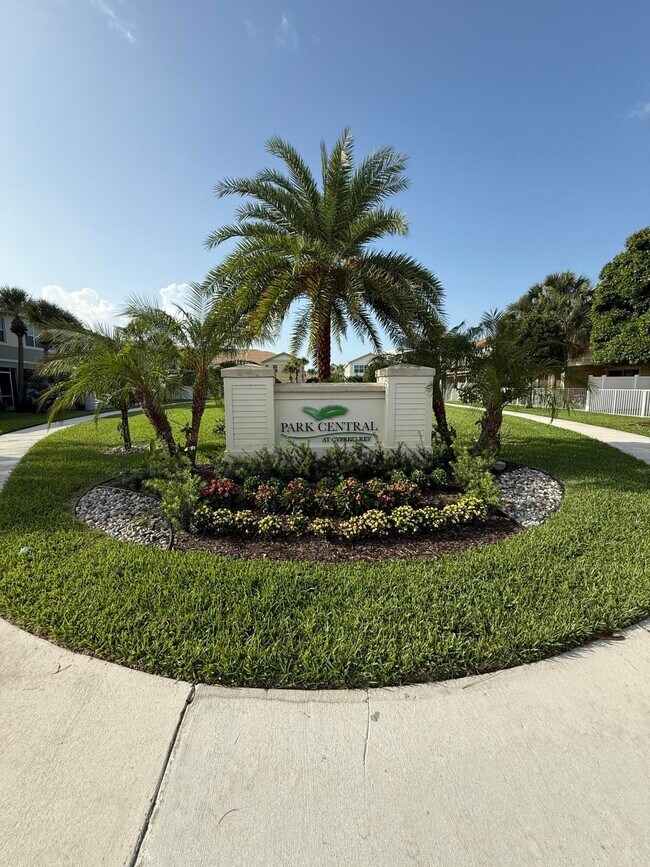 Building Photo - 56 Sabal Ct