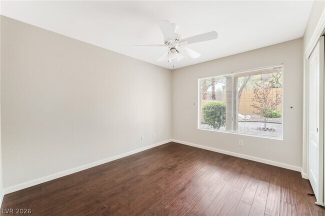Building Photo - 1733 Tesara Vista Pl