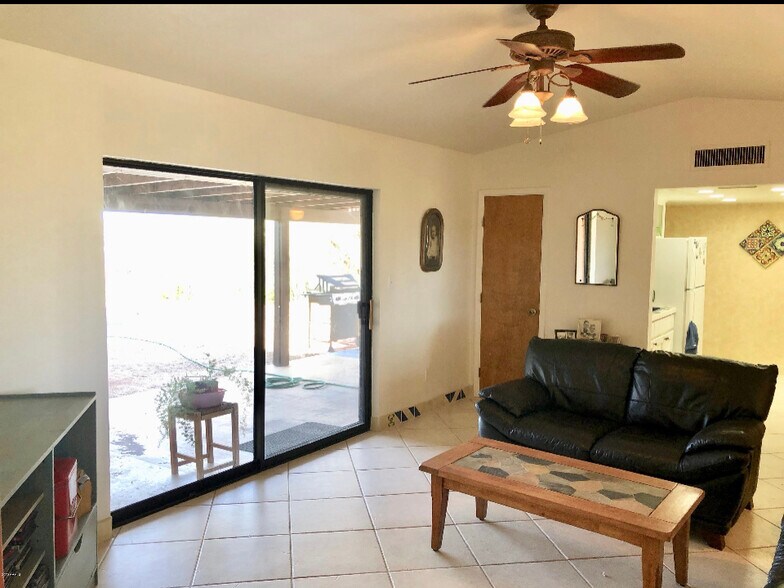 LIVING ROOM - 32731 W Jones Rd