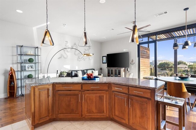 Building Photo - 1101 Ivean Pearson Rd