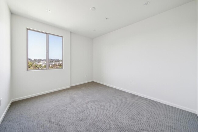 Building Photo - 3877 Pell Pl