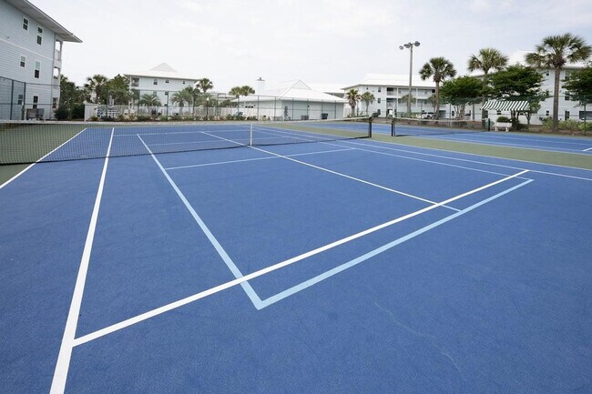 Building Photo - 11 Beachside Dr