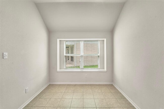 Building Photo - 9518 Denfield Ln