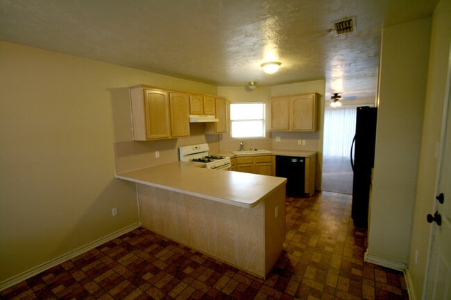 Building Photo - Great College Station Home Near Parks