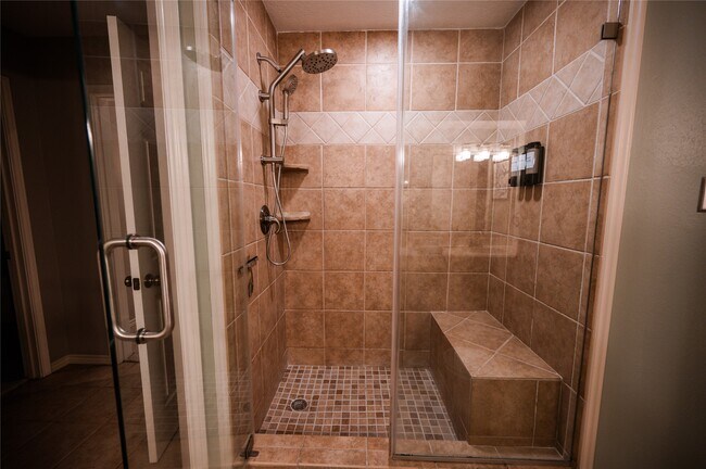 Building Photo - 13011 Lemur Ln