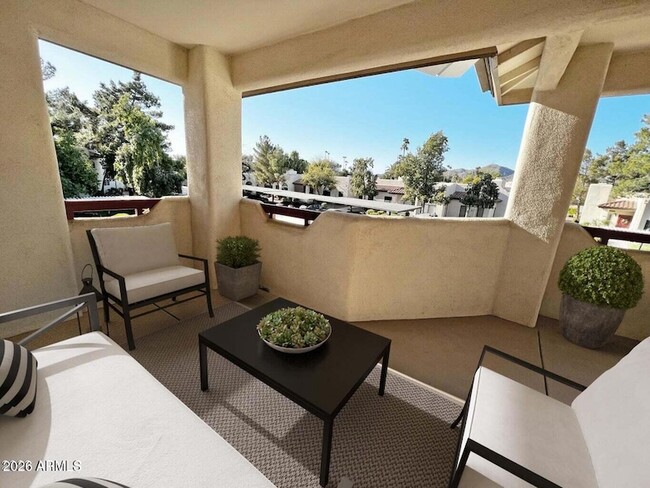 Building Photo - 750 E Northern Ave