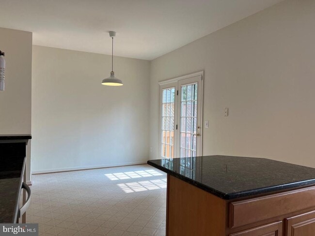 Building Photo - 14288 Glade Spring Dr