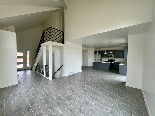 Building Photo - 172 W Autumn Ln