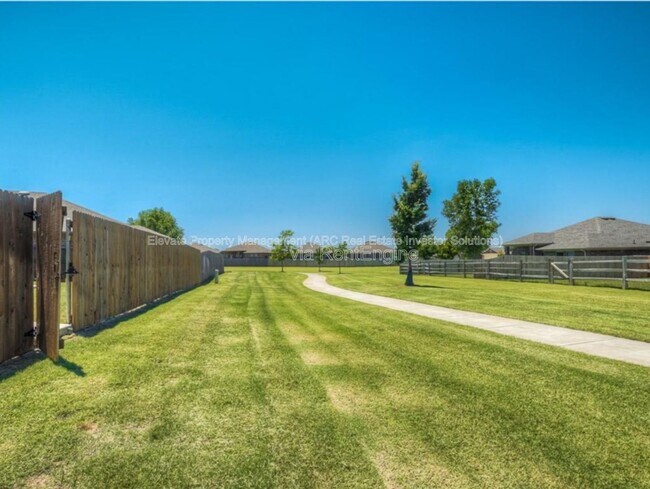 Building Photo - 2740 Red Fish Rd