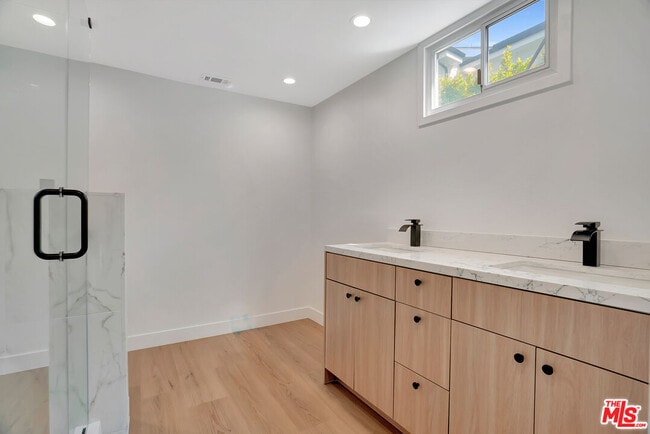 Building Photo - 19732 Henshaw St