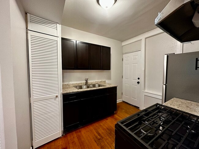 Building Photo - 4056 W Crystal St