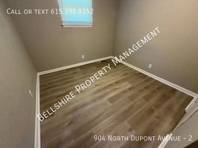 Building Photo - 904 N Dupont Ave