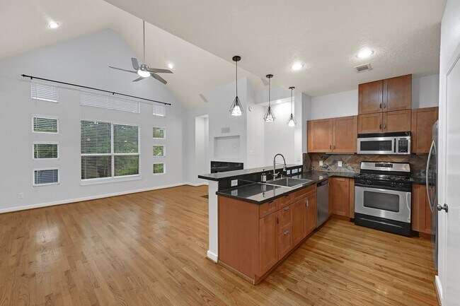 Building Photo - 5416 Kiam St