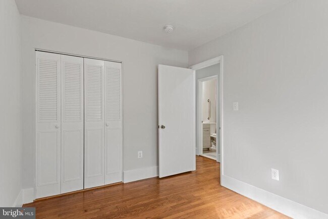Building Photo - 3709 Forestdale Ave