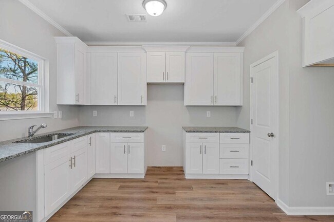 Building Photo - 2874 Laurel Ridge Cir