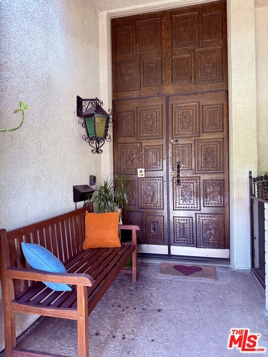 Building Photo - 5310 Lindley Ave