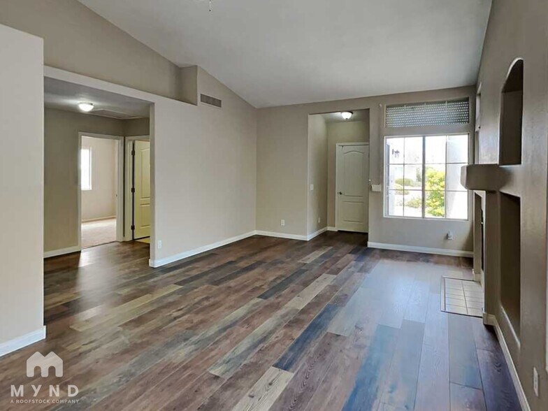 Building Photo - 3829 Intermezzo Way