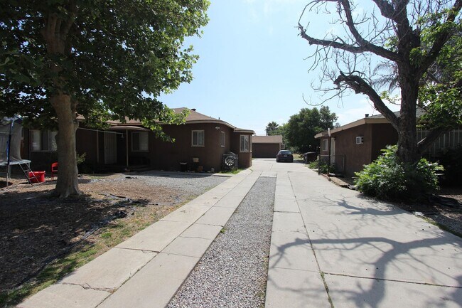 Building Photo - RV T 6951