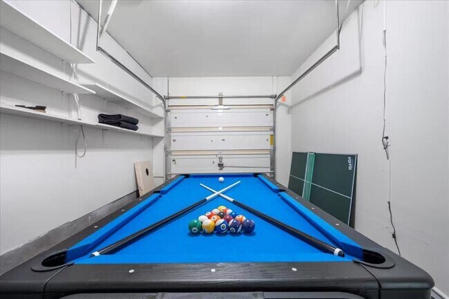 Building Photo - 3007 Burning Oak Dr