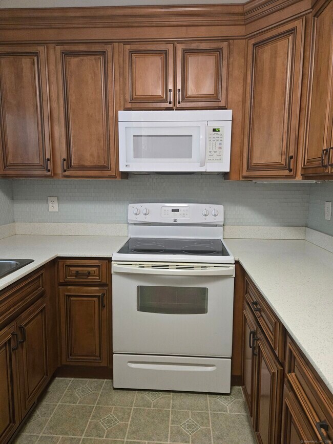 Building Photo - 86 Hidden Knolls Cir