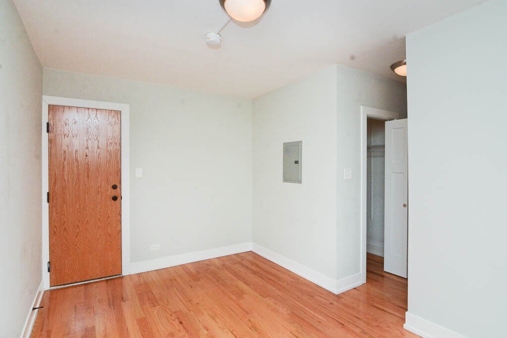 Building Photo - 2830 N Mildred Ave