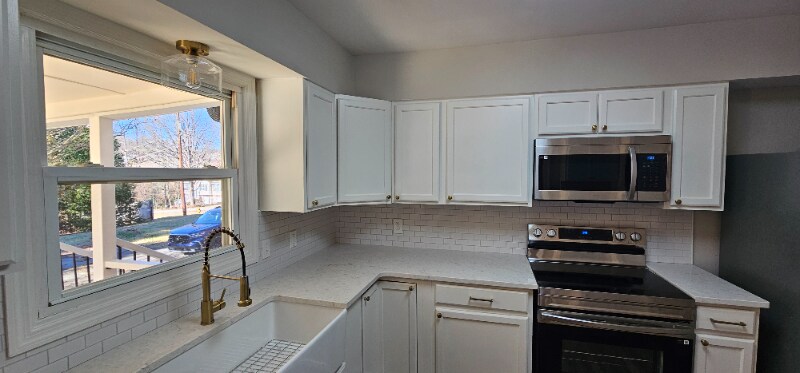 Building Photo - 1010 Lewisville Clemmons Rd