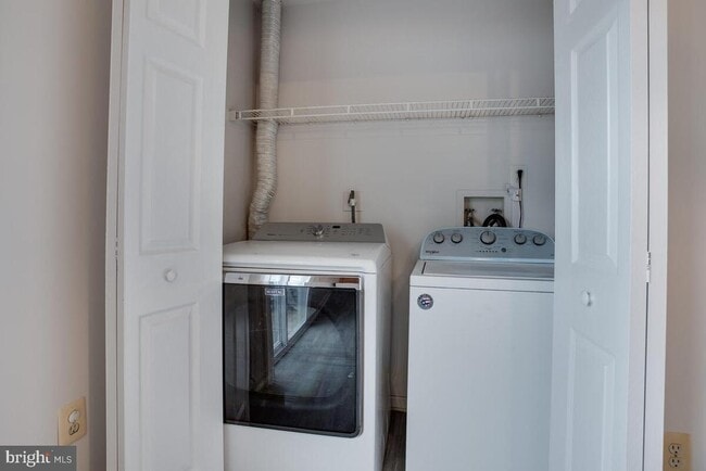 Building Photo - 12007 Silver Spur Pl