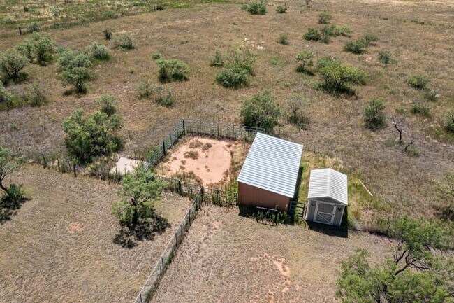 Building Photo - 10401 Arlie Rd