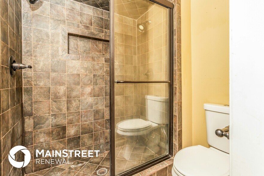 Building Photo - 4622 Burdock Dr