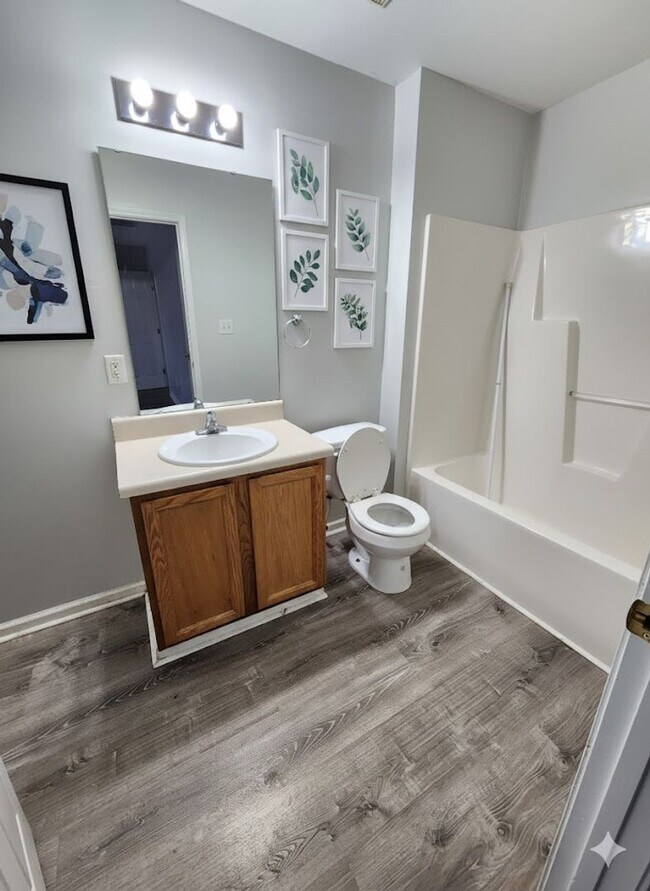 Building Photo - Cozy apartment for rent