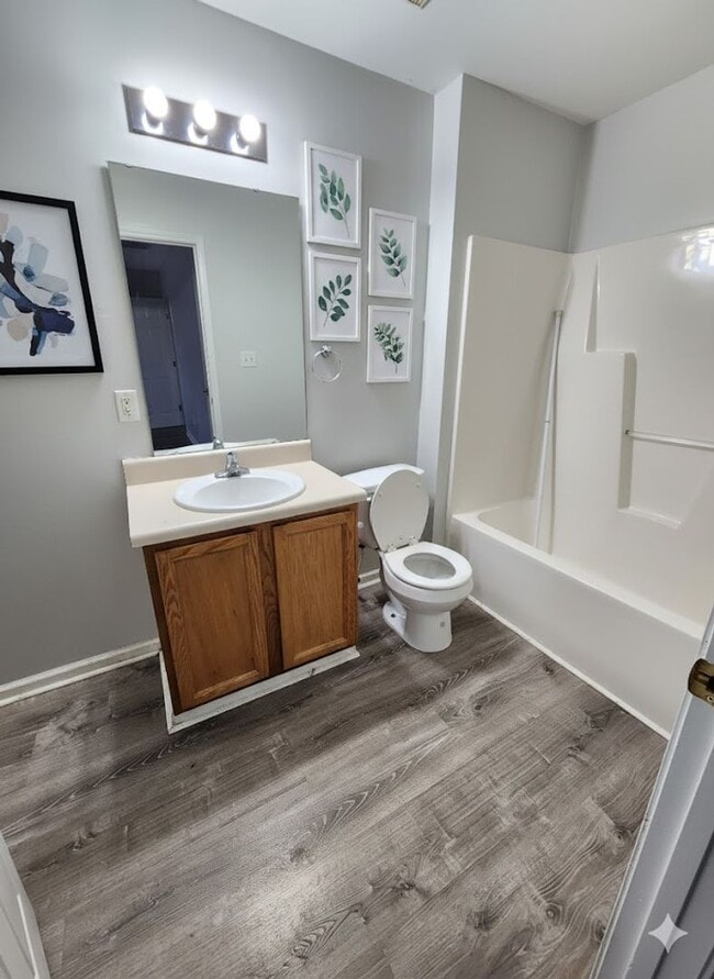 Building Photo - Pay no rent till Feb 1 2026