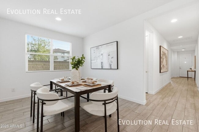 Building Photo - 6627 S Abbey Ln