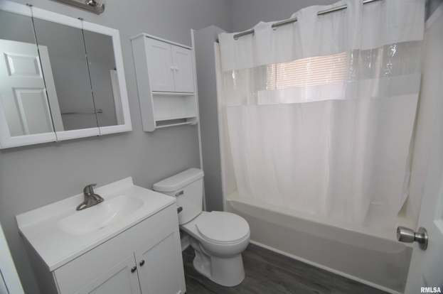 Building Photo - 1124 18th Ave