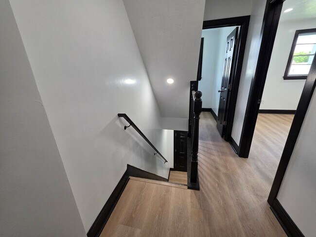 Building Photo - 1111 Freyburg St