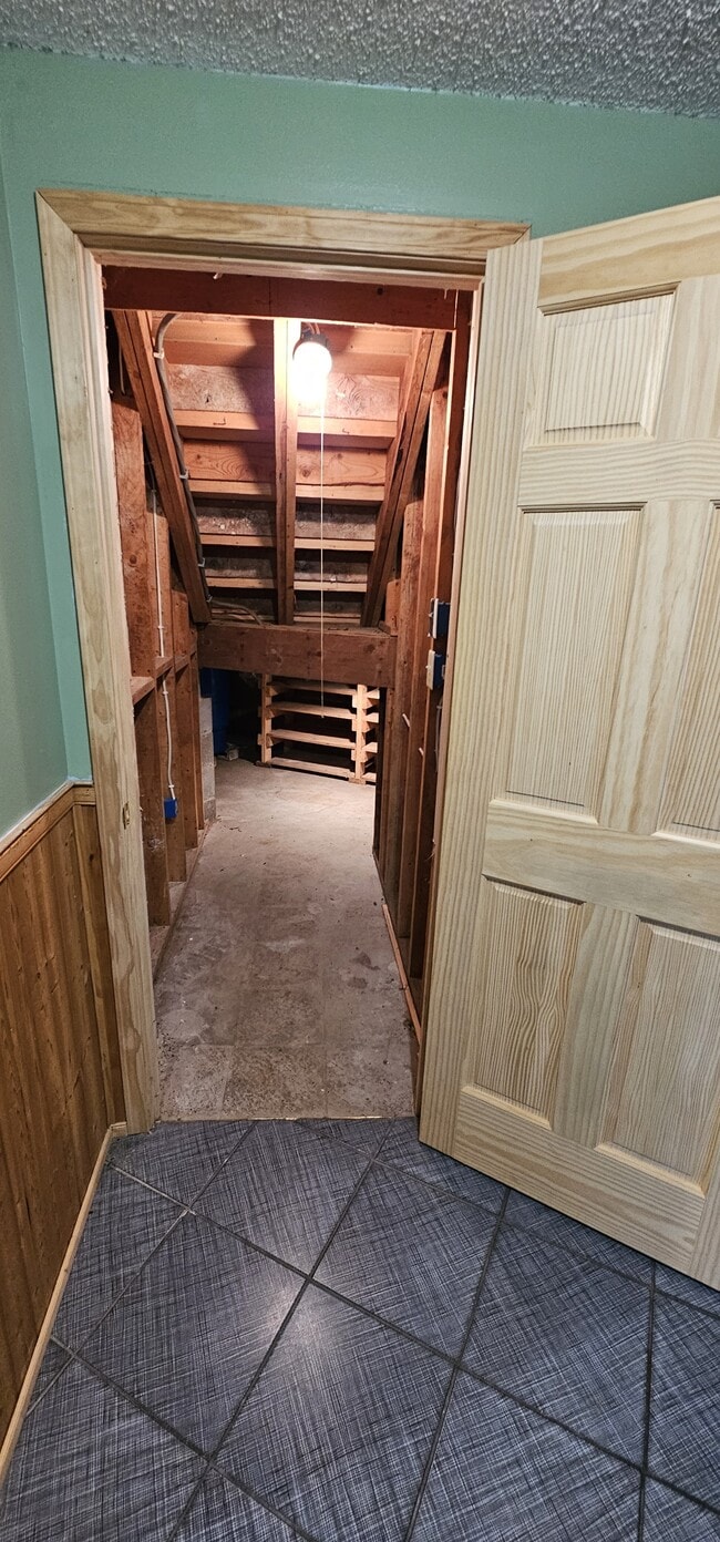 Building Photo - 2020 Crosstown Blvd NE