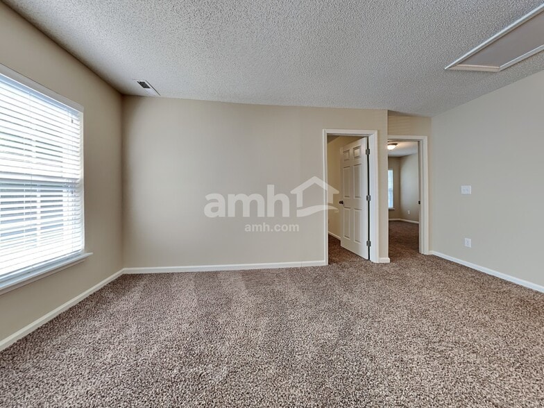 Building Photo - 5146 Torrey Ln