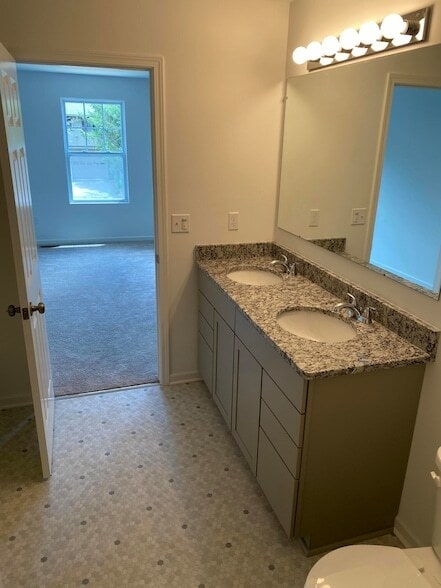 Building Photo - 2682 Valley Dr