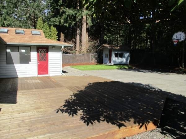 Building Photo - Wonderful 3 Bedroom Rambler in West Park E...