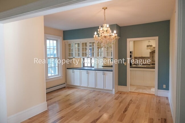 Building Photo - Dream home in Altamont