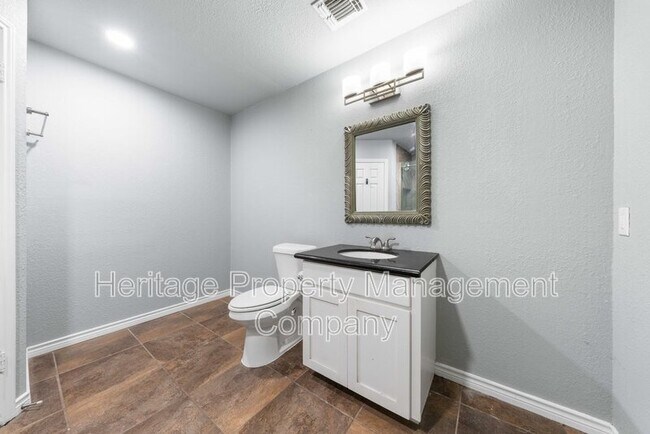 Building Photo - 8778 Serene Ridge Dr