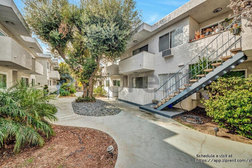 Building Photo - 2884 Sawtelle Blvd