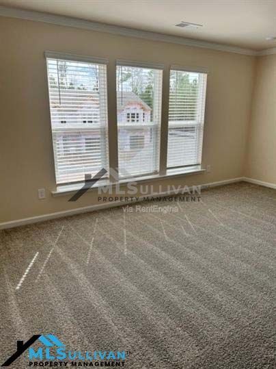 Building Photo - 315 Villanova Dr