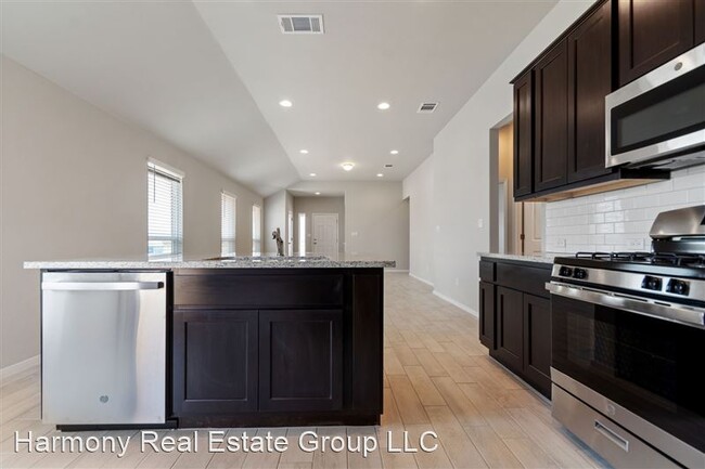 Building Photo - 187 Living Reef Dr