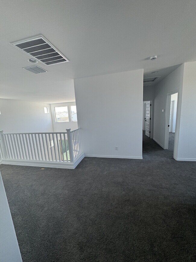 Building Photo - 12855 W Lamar Ct