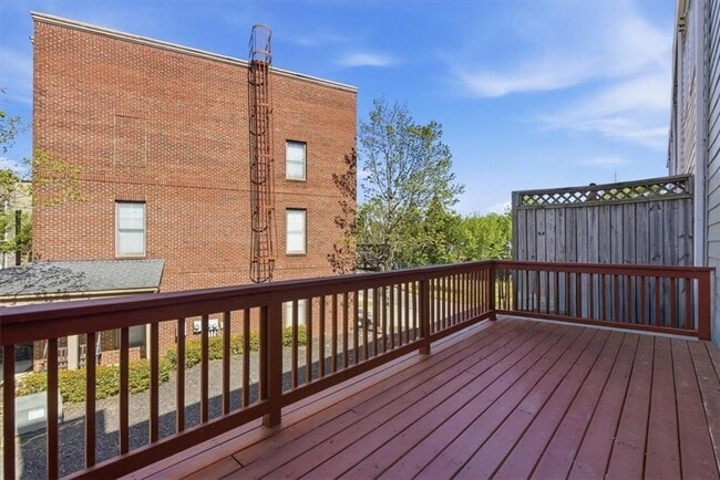 Building Photo - 740 Liberty Commons Dr NW