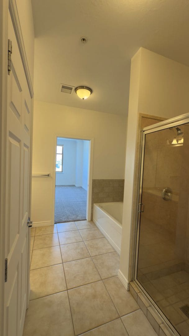 Building Photo - Luxury High Rise in Downtown Provo