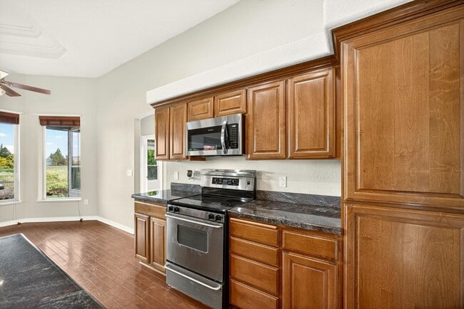 Building Photo - 460 Robert Trent Jones Blvd