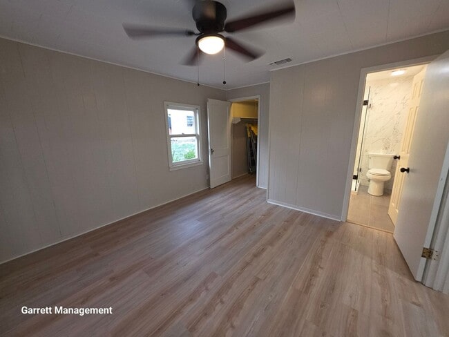 Building Photo - 3/2 Remodeled Home in Lampasas
