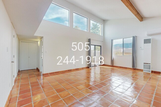 Building Photo - 876 Tramway Ln Ct NE